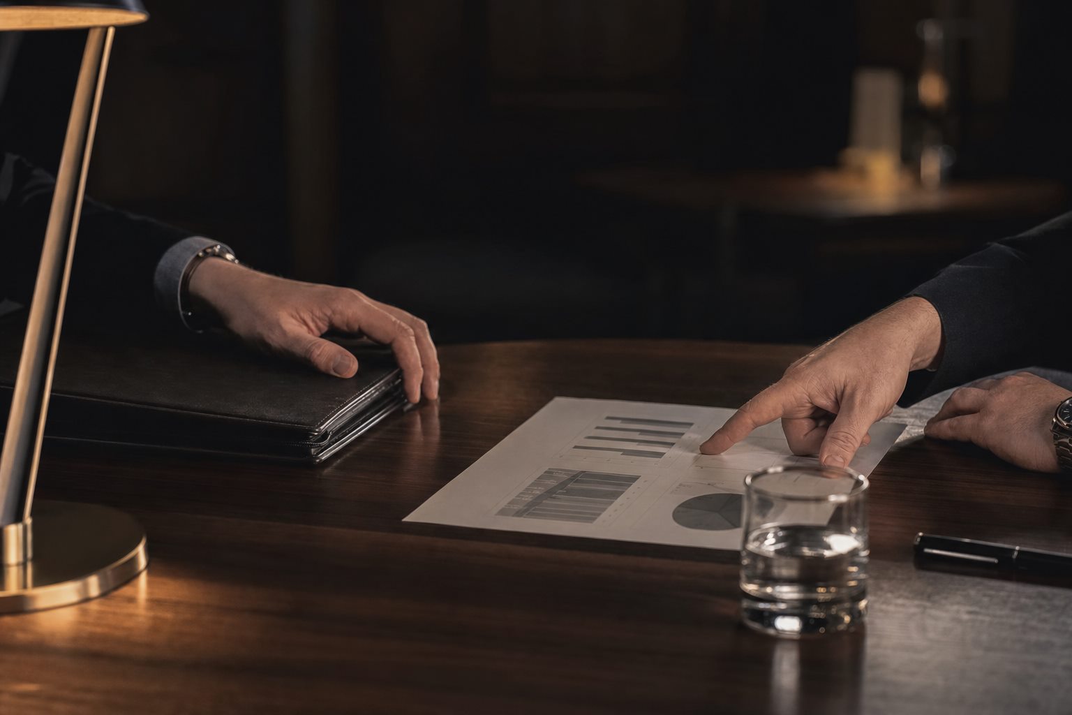 Auswahlgespräch mit einer Online-Marketing-Agentur für Hotels — Report und Zahlen liegen auf dem Tisch